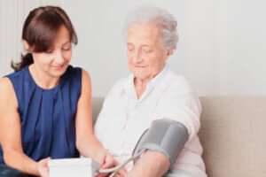 Приходящая сиделка